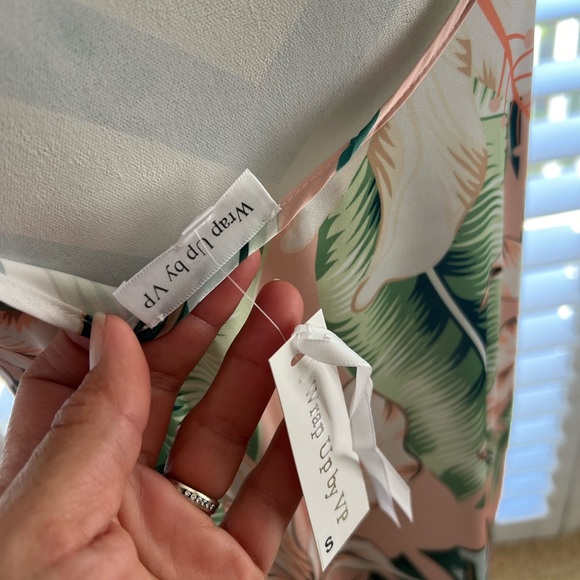 Floral Dress/Chimes Five O Long Chimes/Dress - Picture 6 of 6